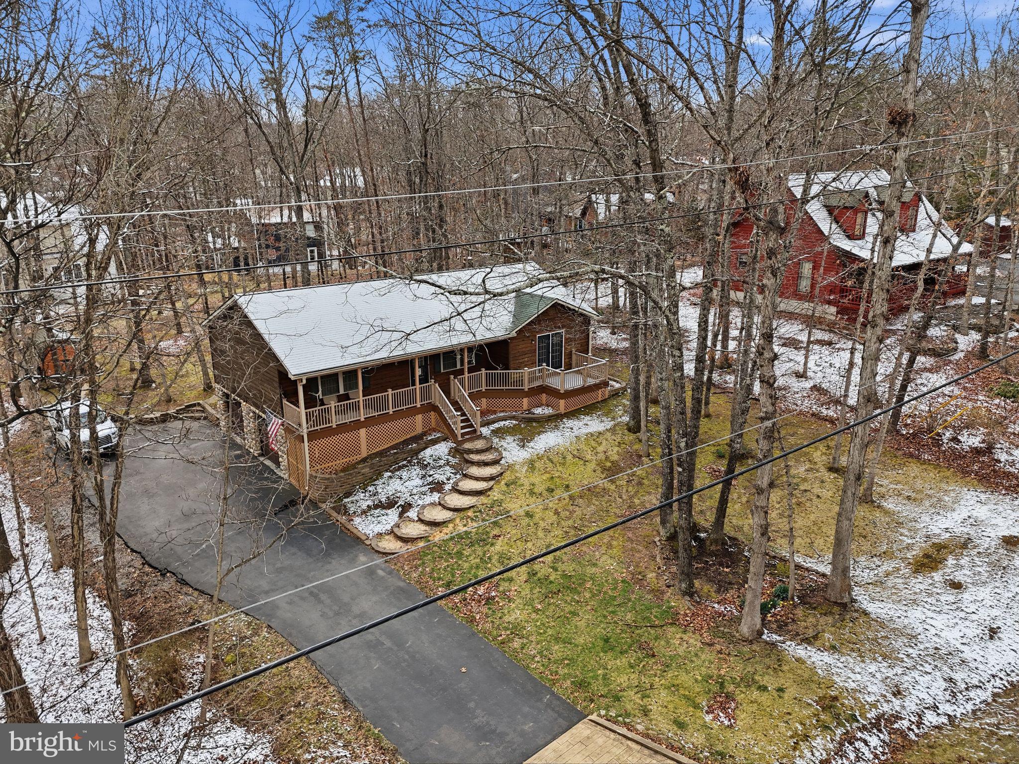 LAKE HOLIDAY ESTATES - Residential