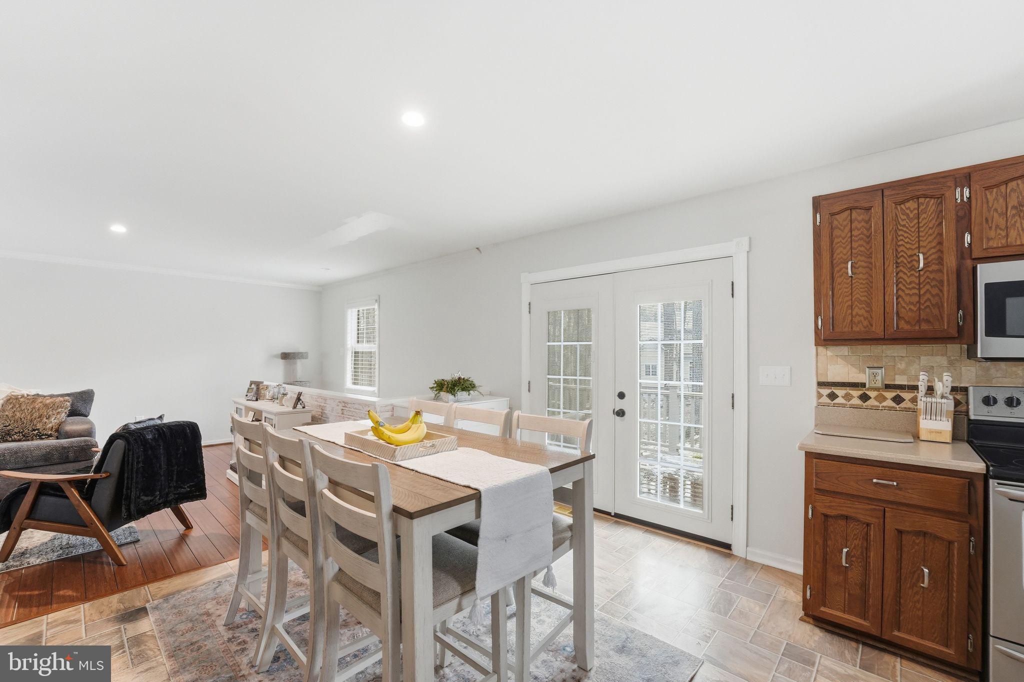 LAKE HOLIDAY ESTATES - Residential