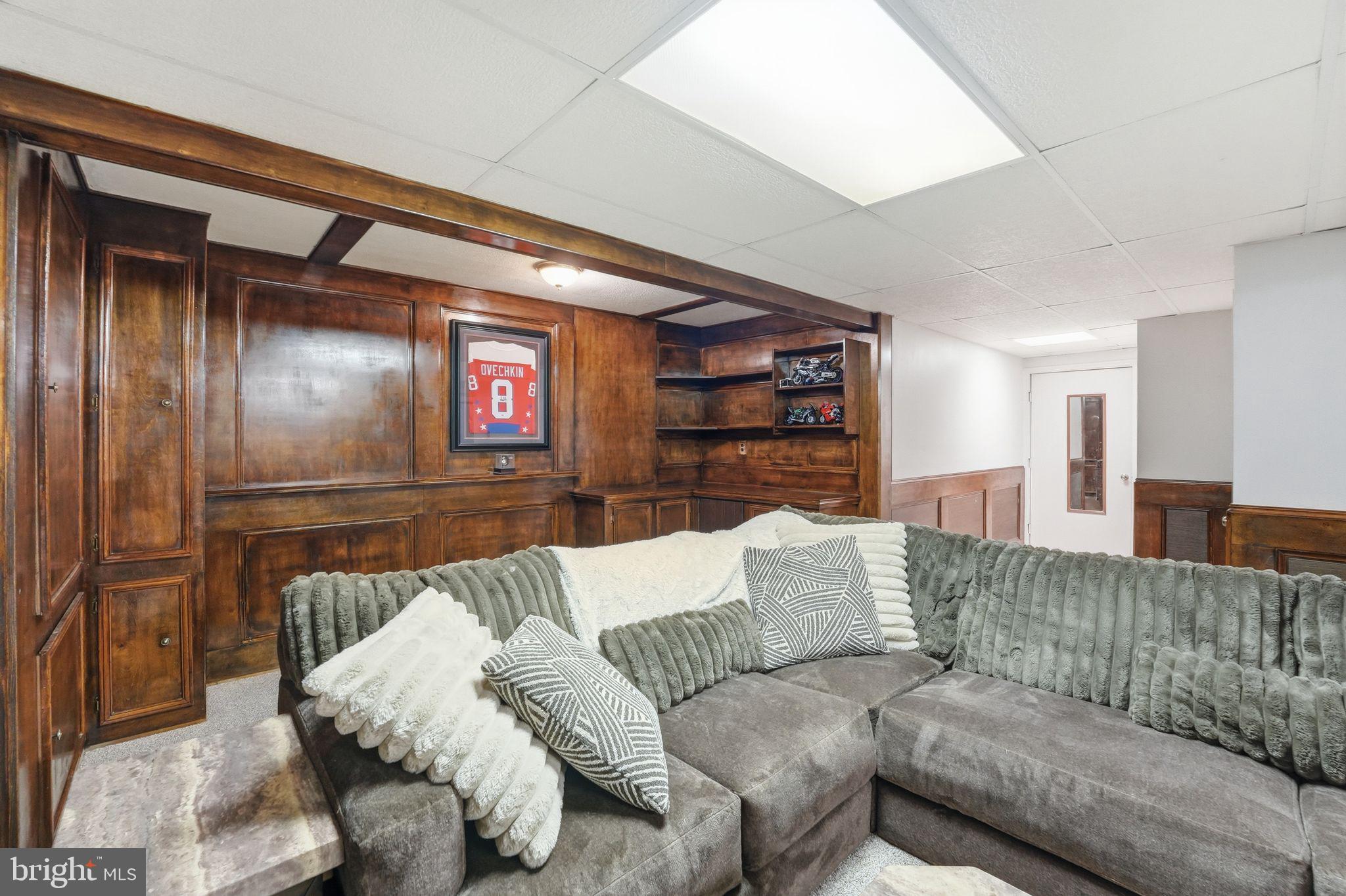 LAKE HOLIDAY ESTATES - Residential