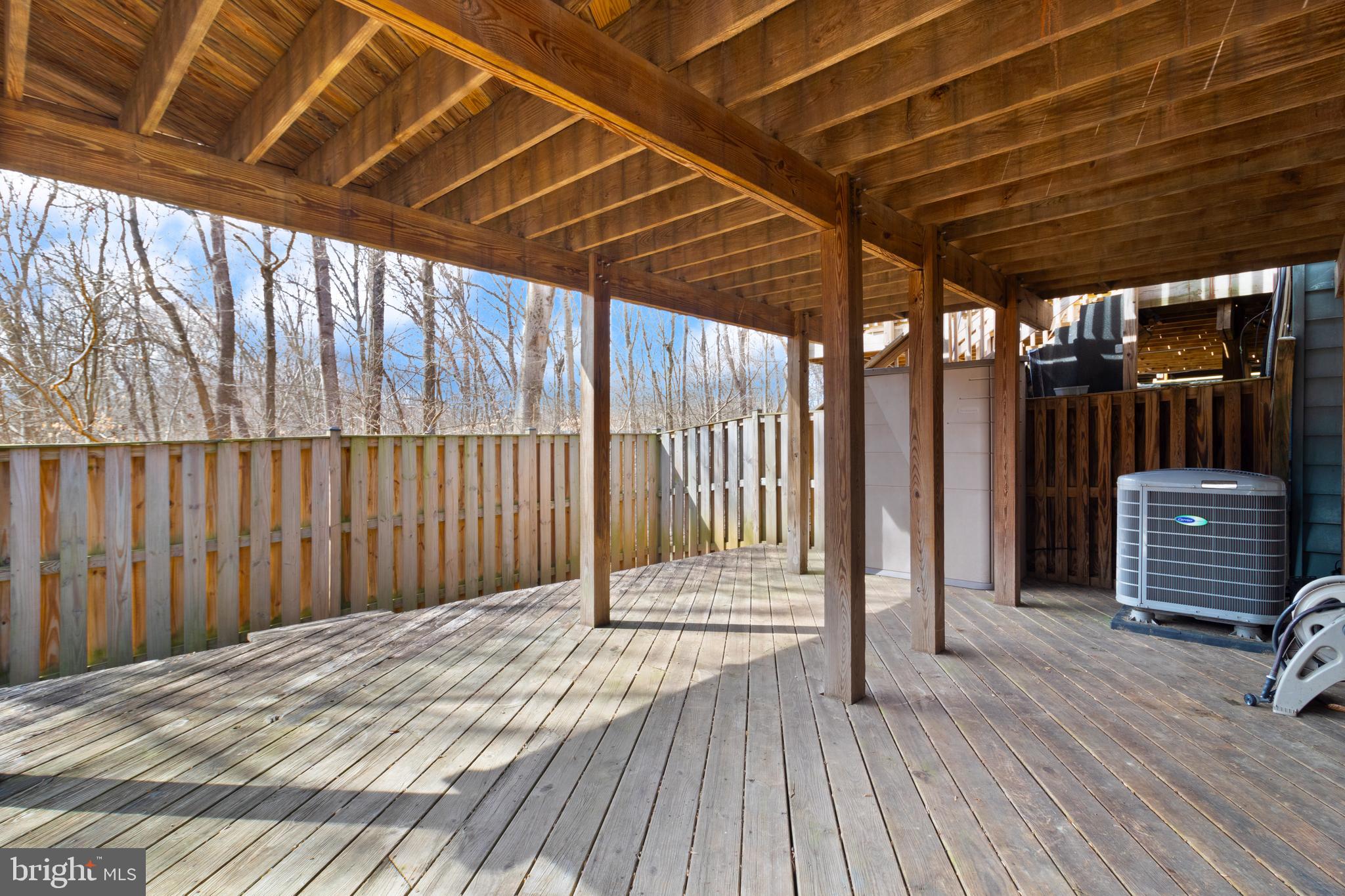 SPRING WOODS - Residential