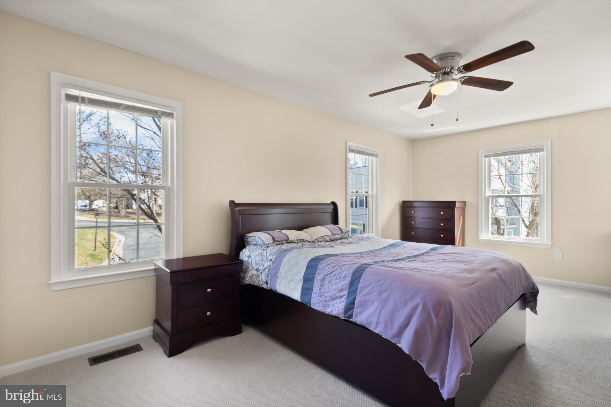 SPRING WOODS - Residential