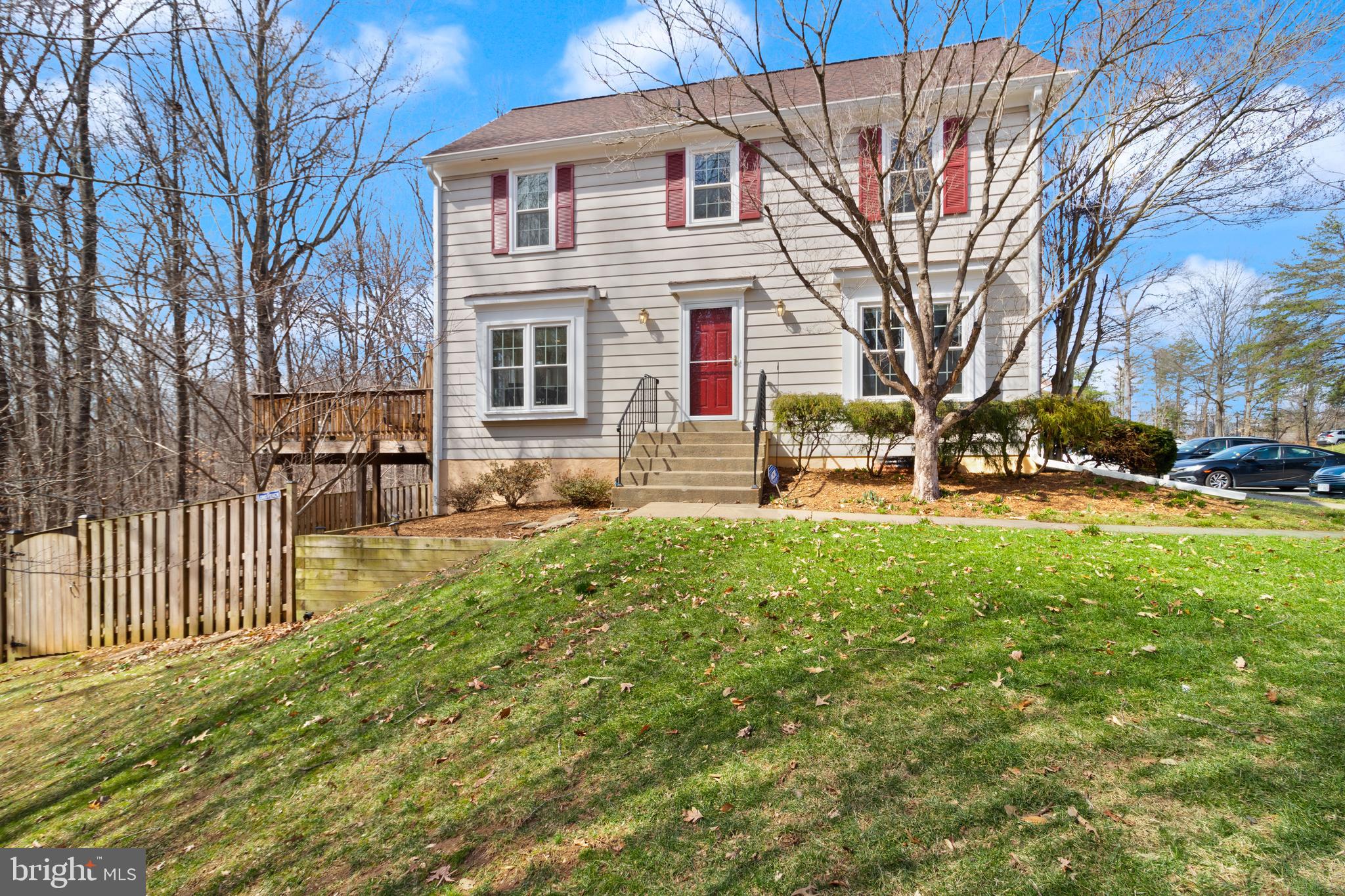 SPRING WOODS - Residential