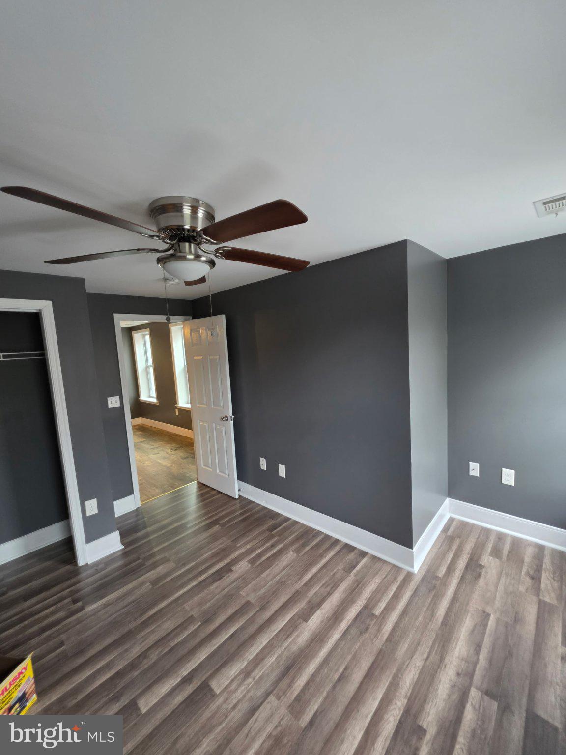 1420 N LUZERNE