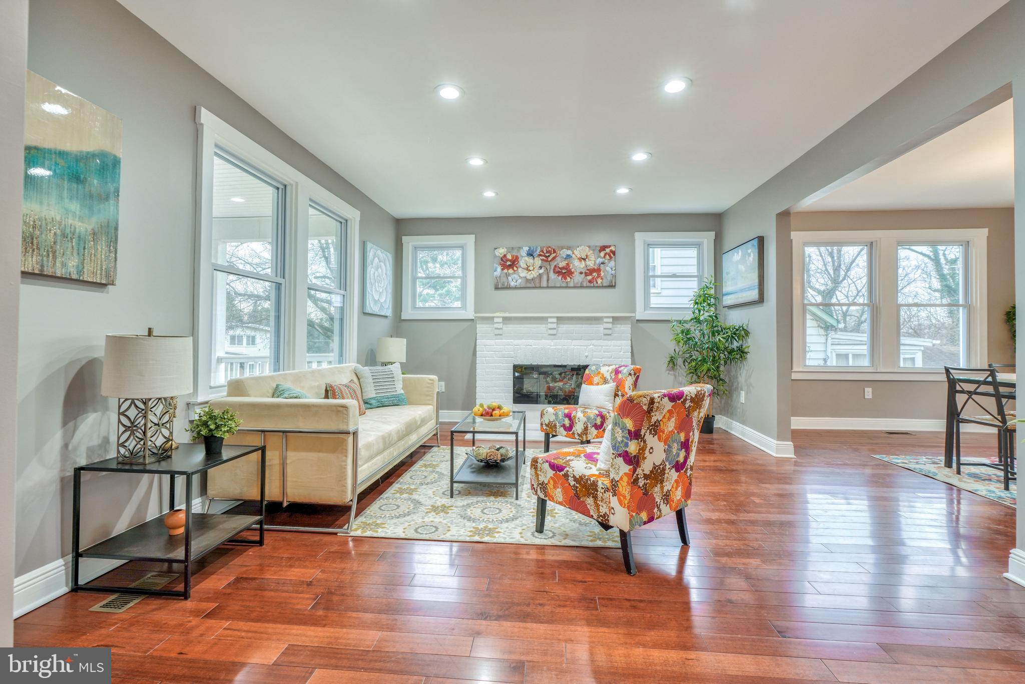 MORGAN PARK - Residential