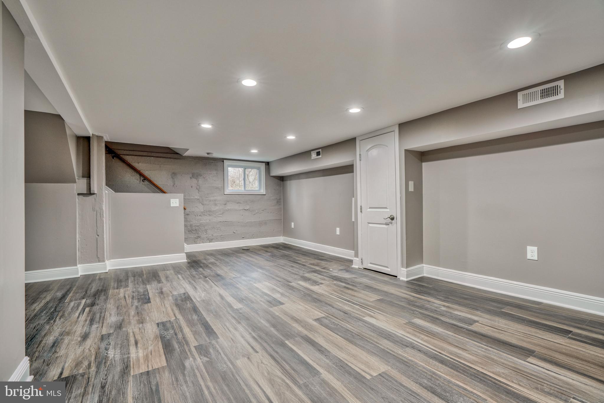 MORGAN PARK - Residential