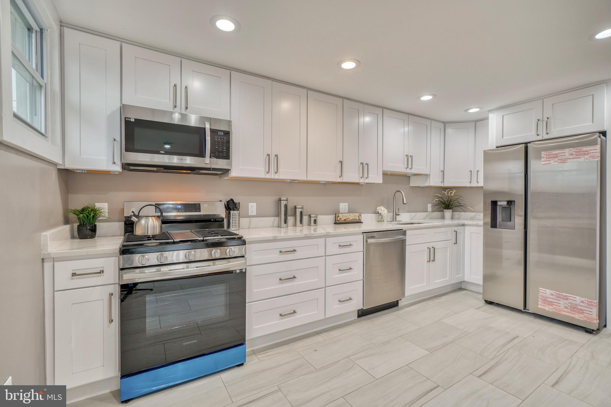 MORGAN PARK - Residential