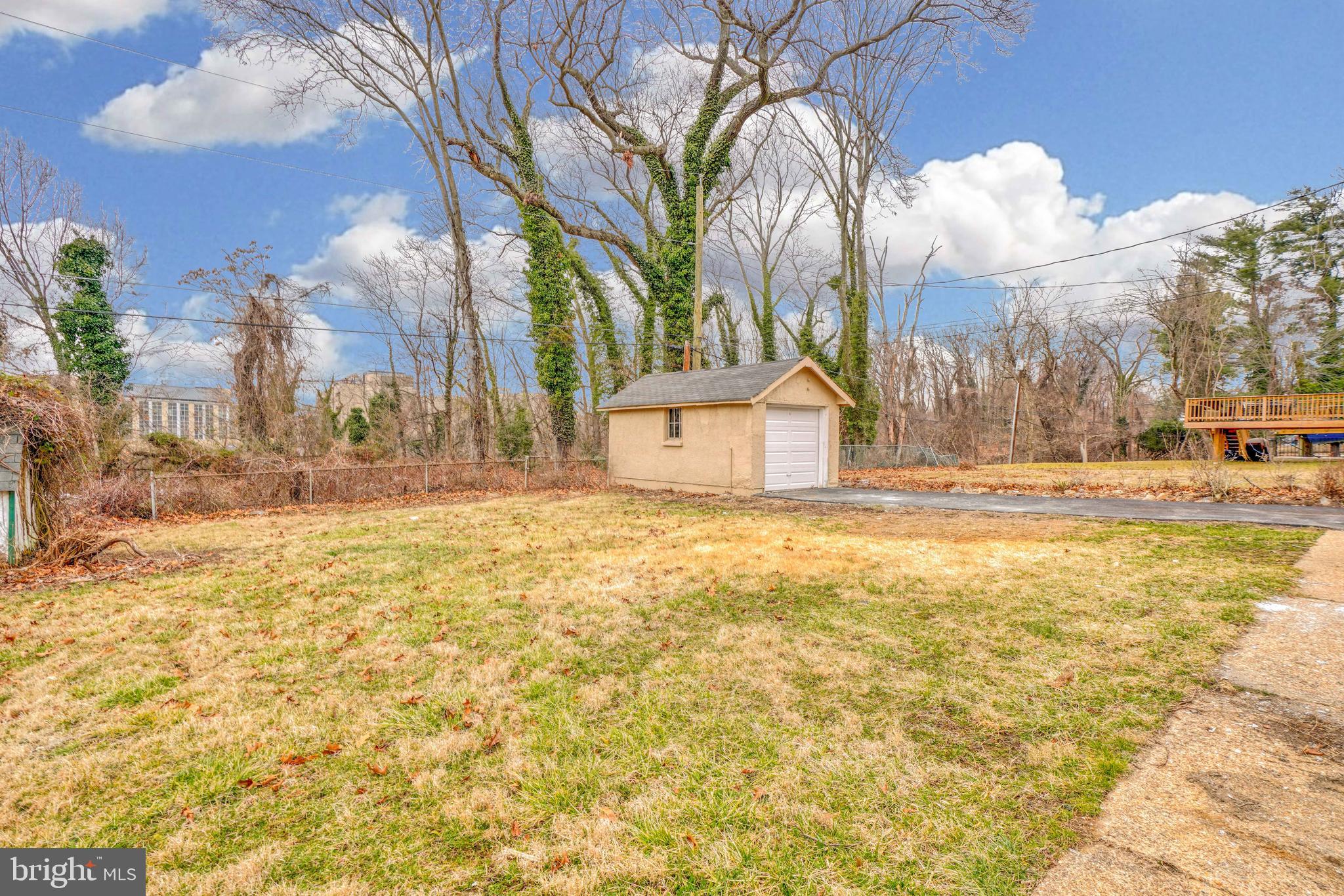 MORGAN PARK - Residential