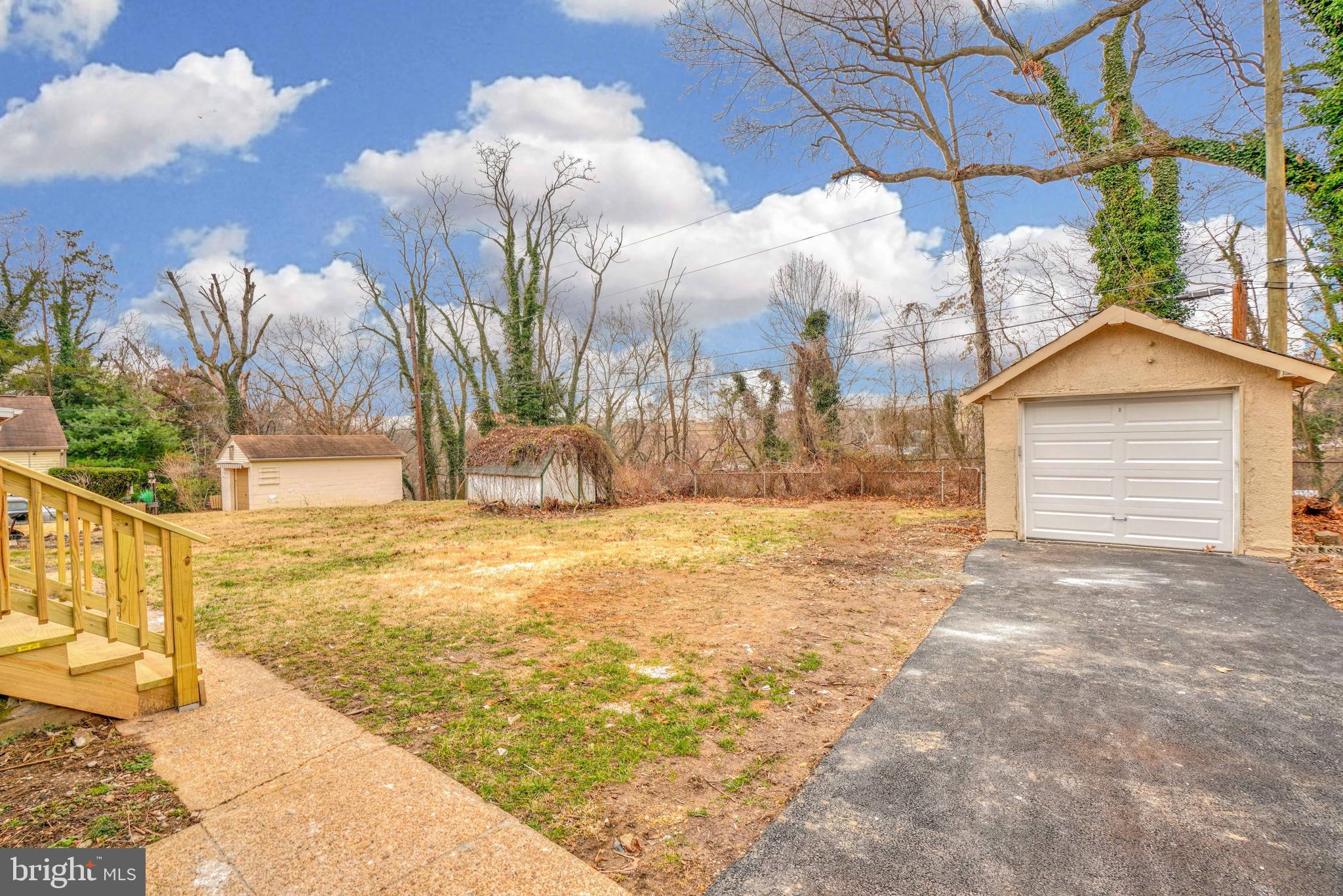 MORGAN PARK - Residential