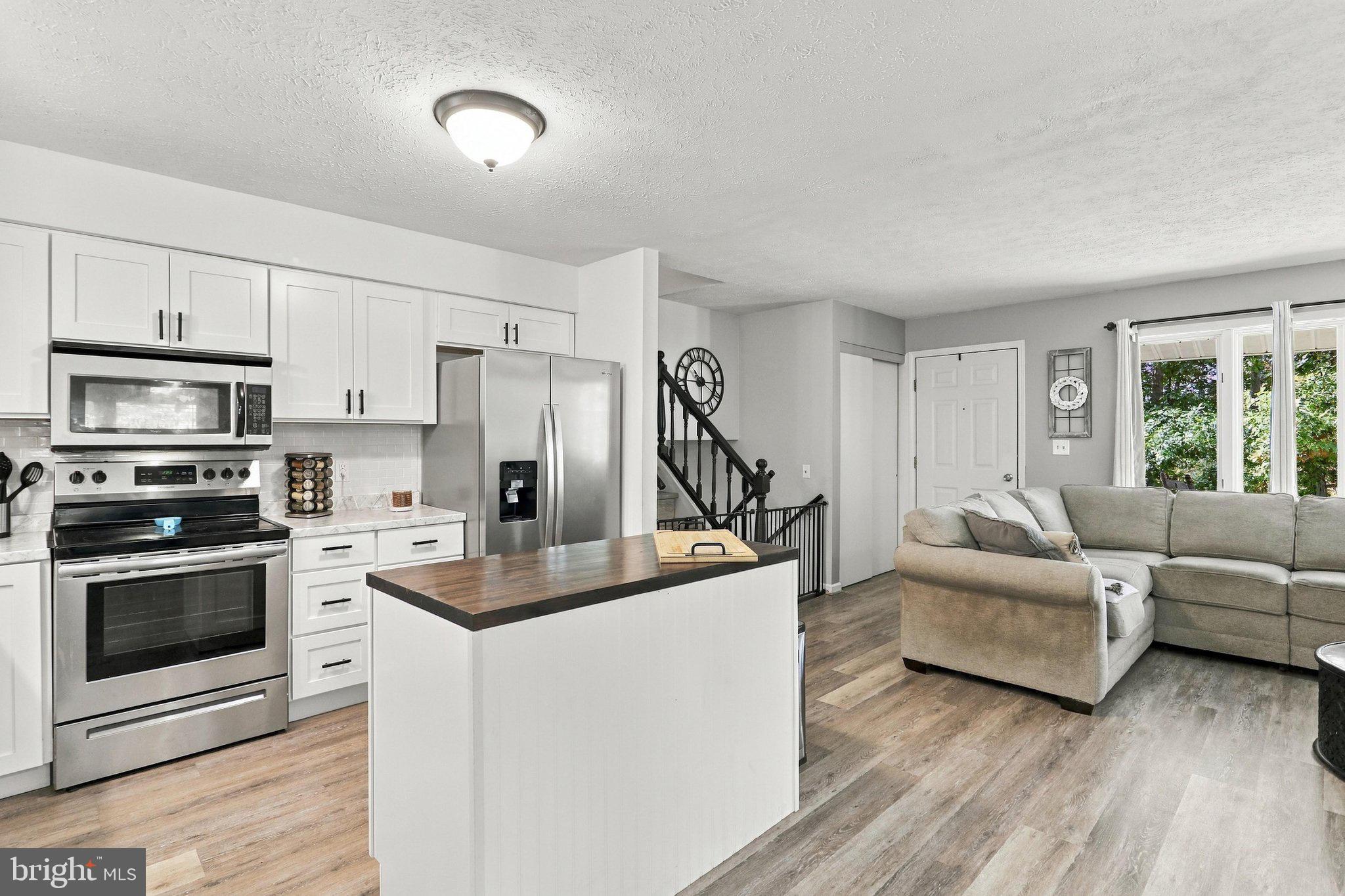 13708 BLACK VALLEY ROAD NE