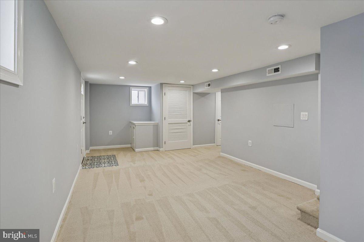 HOME ACRES - Residential