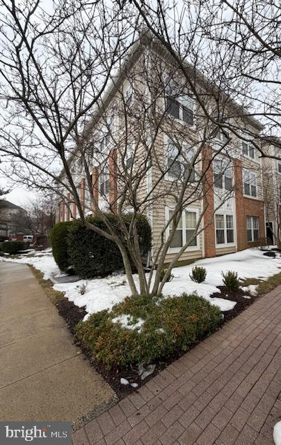 111 WATKINS POND BOULEVARD 3-303