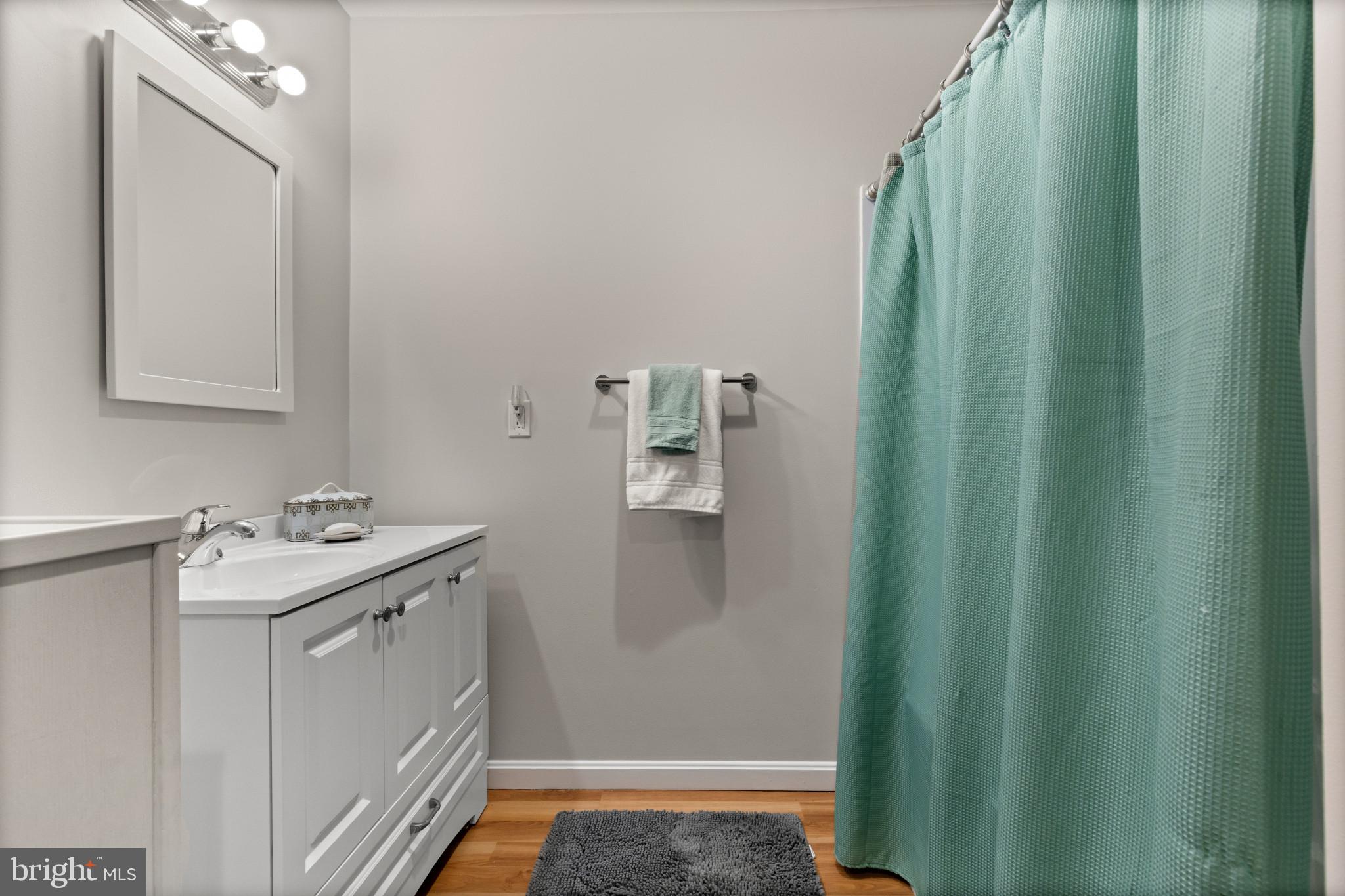 EASTPORT - Residential