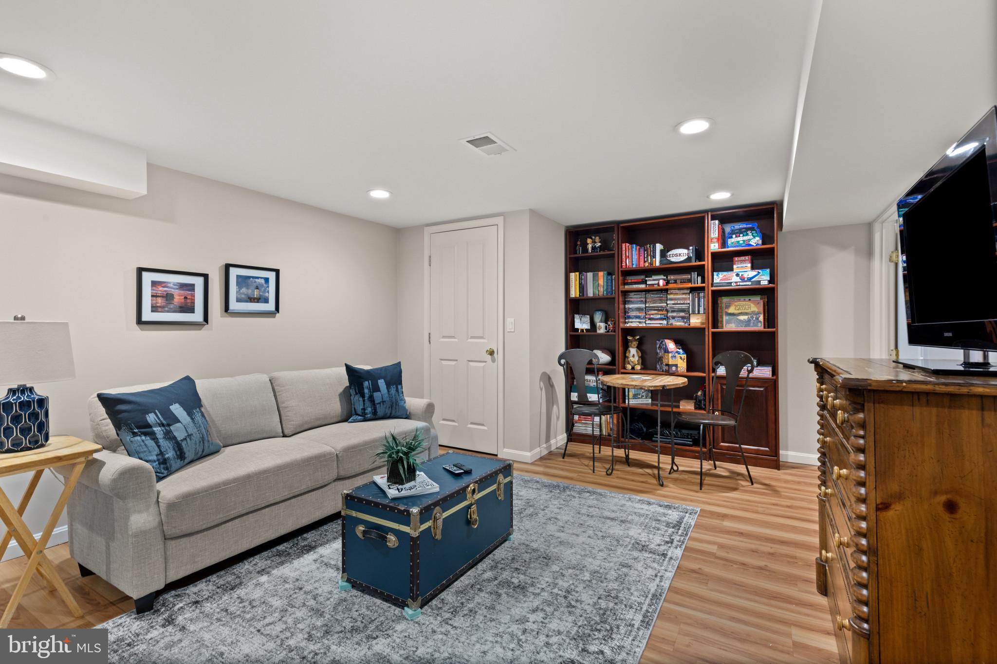 EASTPORT - Residential