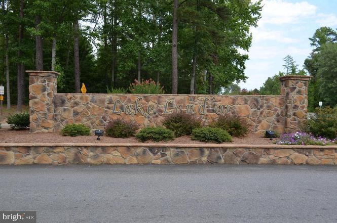 LAKE LAND OR - Residential