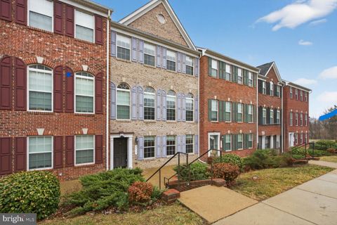 Photo of 3711 Chippendale Circle, WOODBRIDGE, VA 22193 (MLS # VAPW2112554)