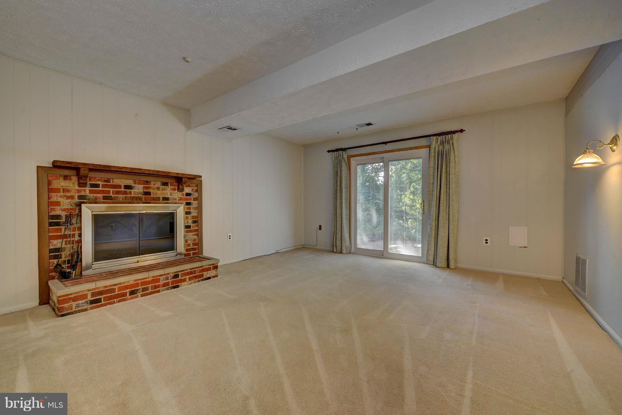 PLEASANT HILL - Residential