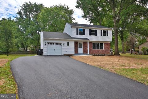 94 SIOUX ROAD DOYLESTOWN PA 18901