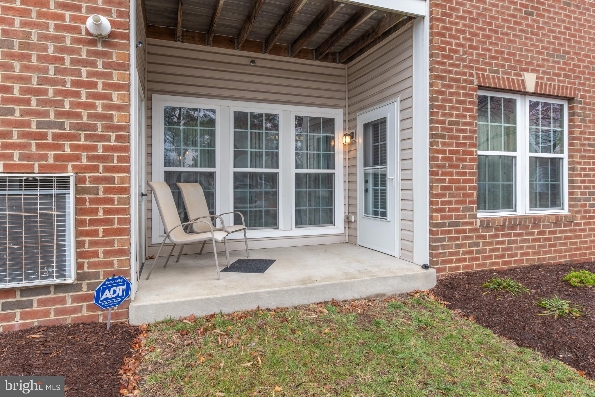 STONEY RUN - Residential Lease