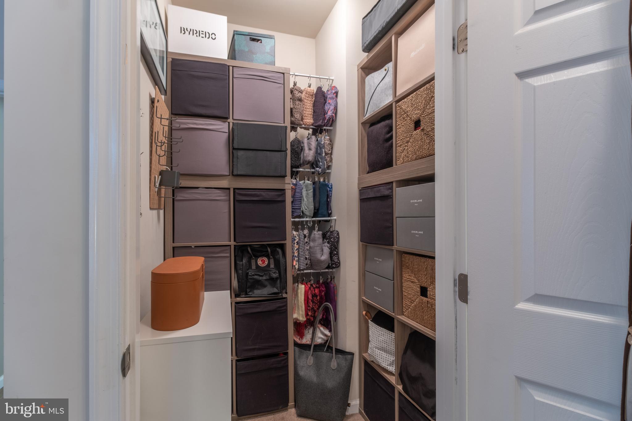 STONEY RUN - Residential Lease