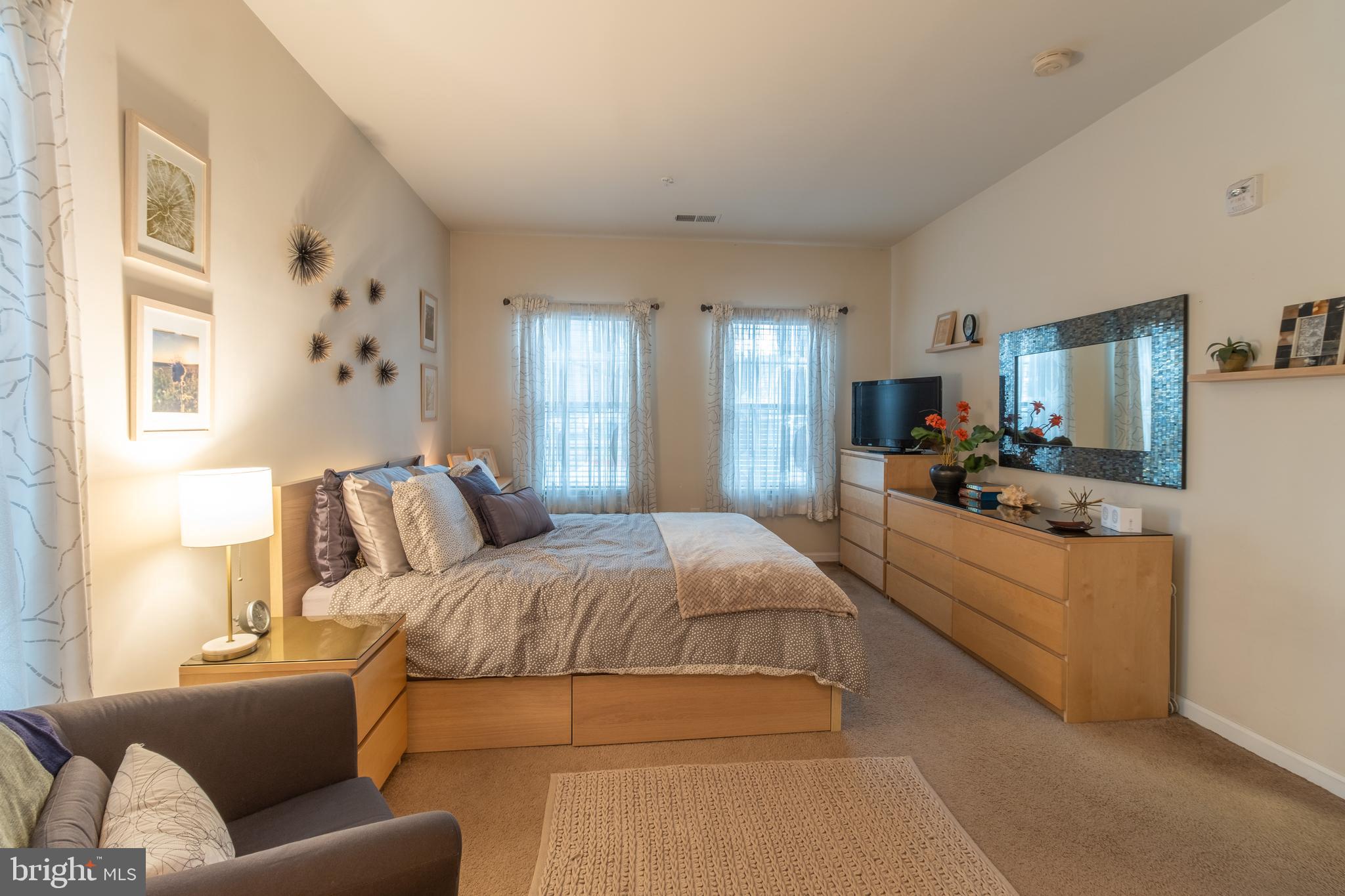 STONEY RUN - Residential Lease