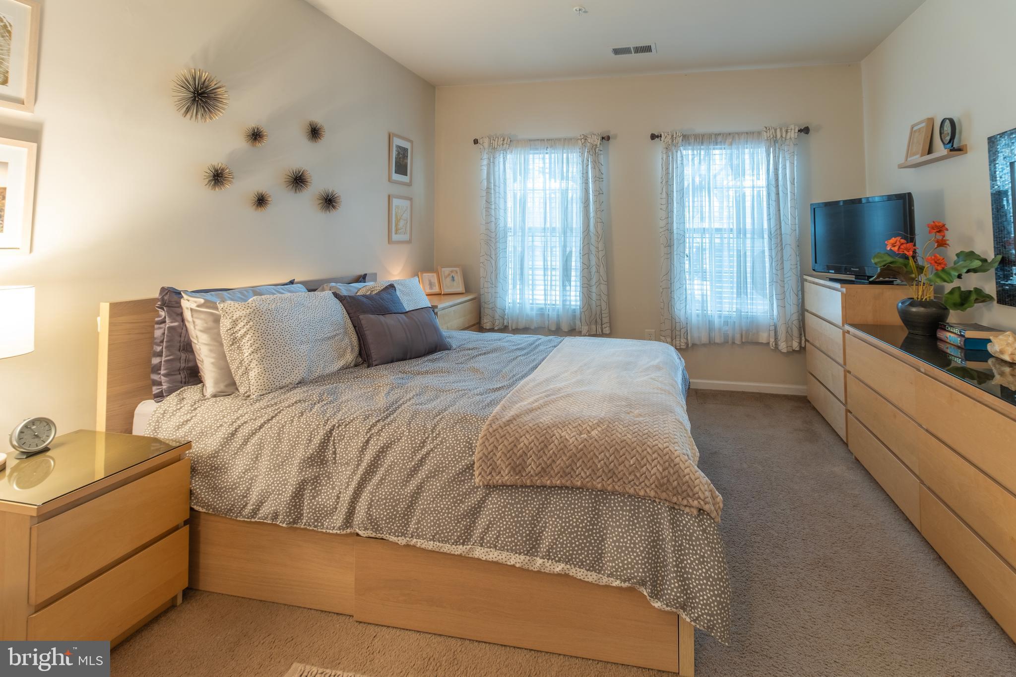 STONEY RUN - Residential Lease