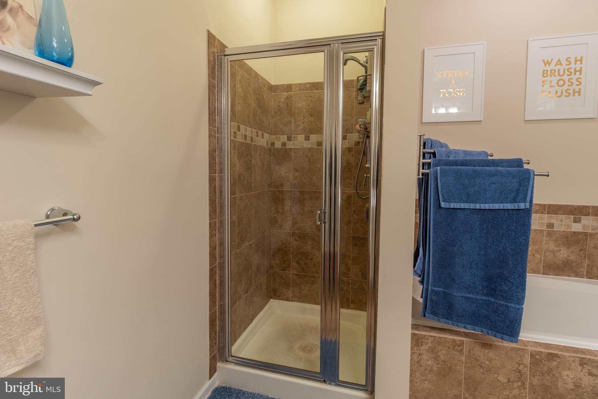 STONEY RUN - Residential Lease