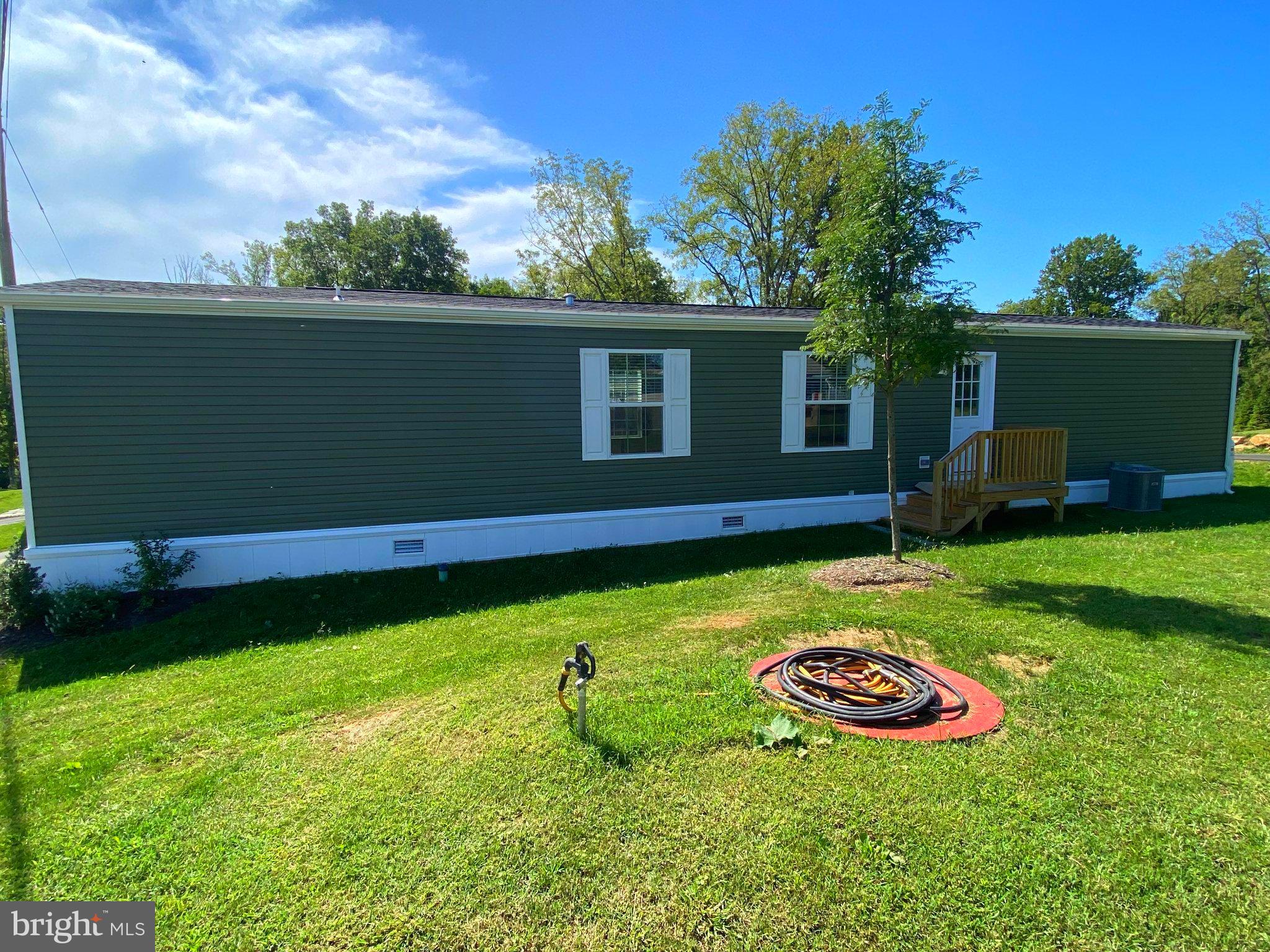 204 GUNNER LANE