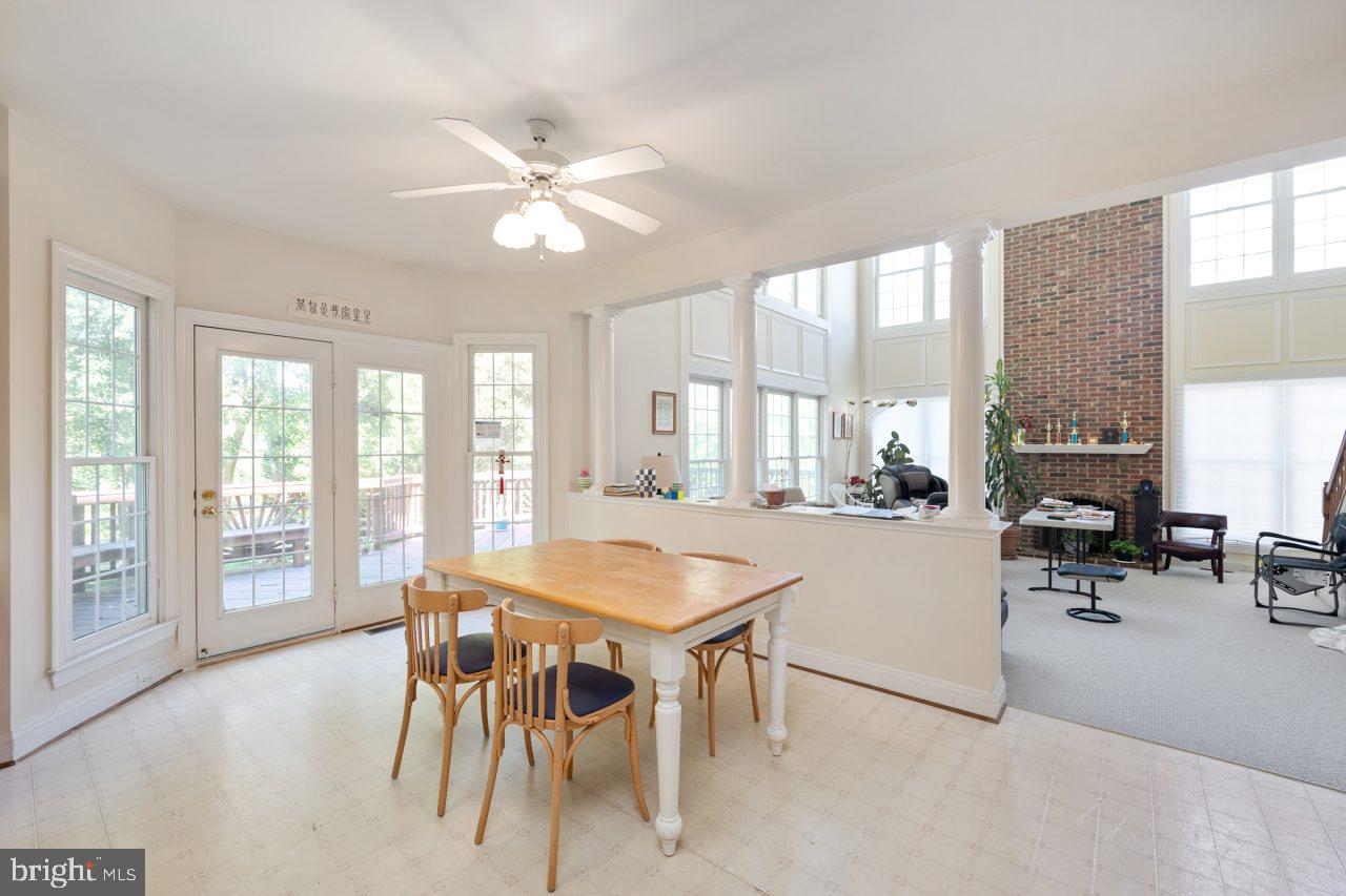 PT ROCKVILLE OUT RES 3 - Residential