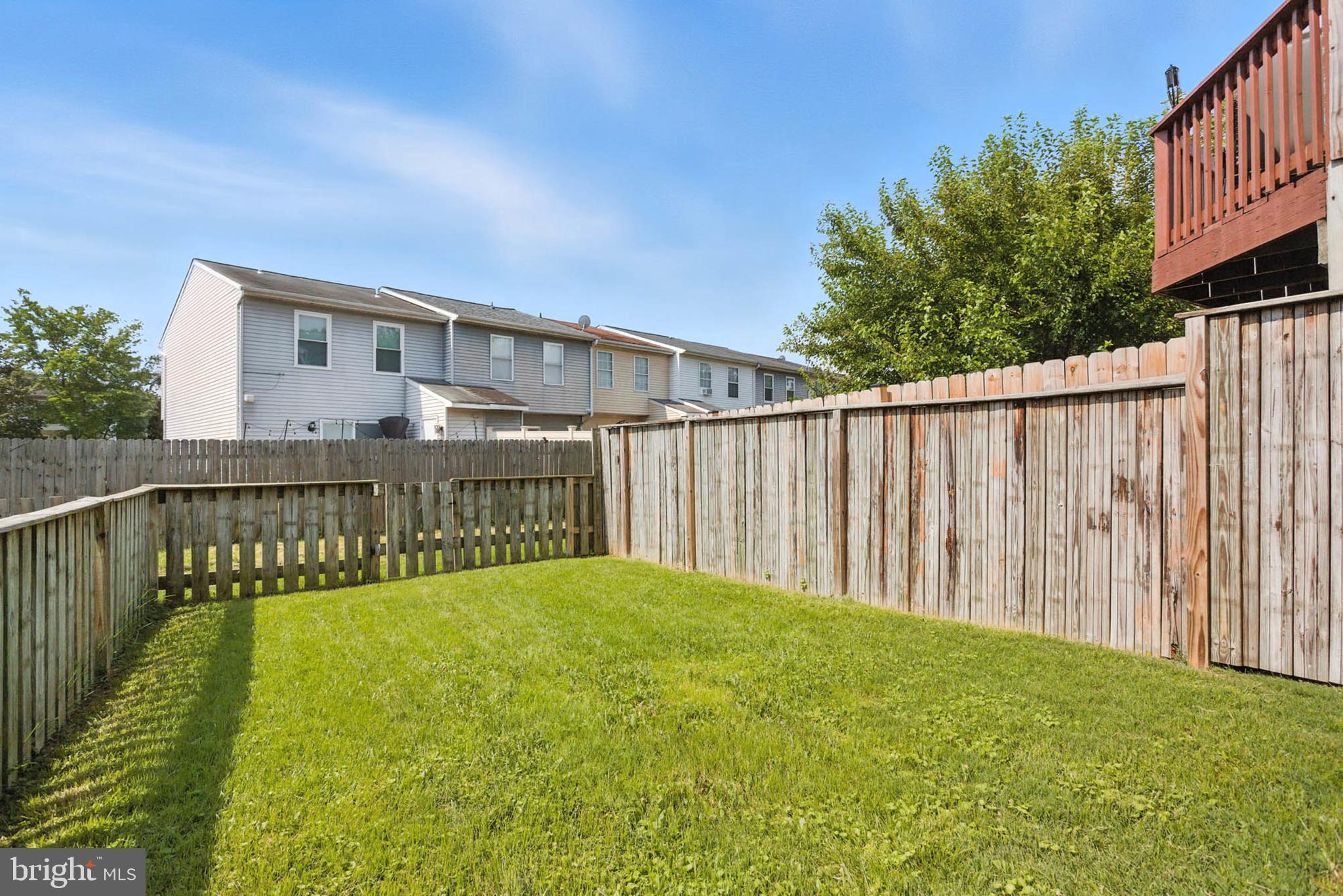 CARROLLWOOD MANOR - Residential