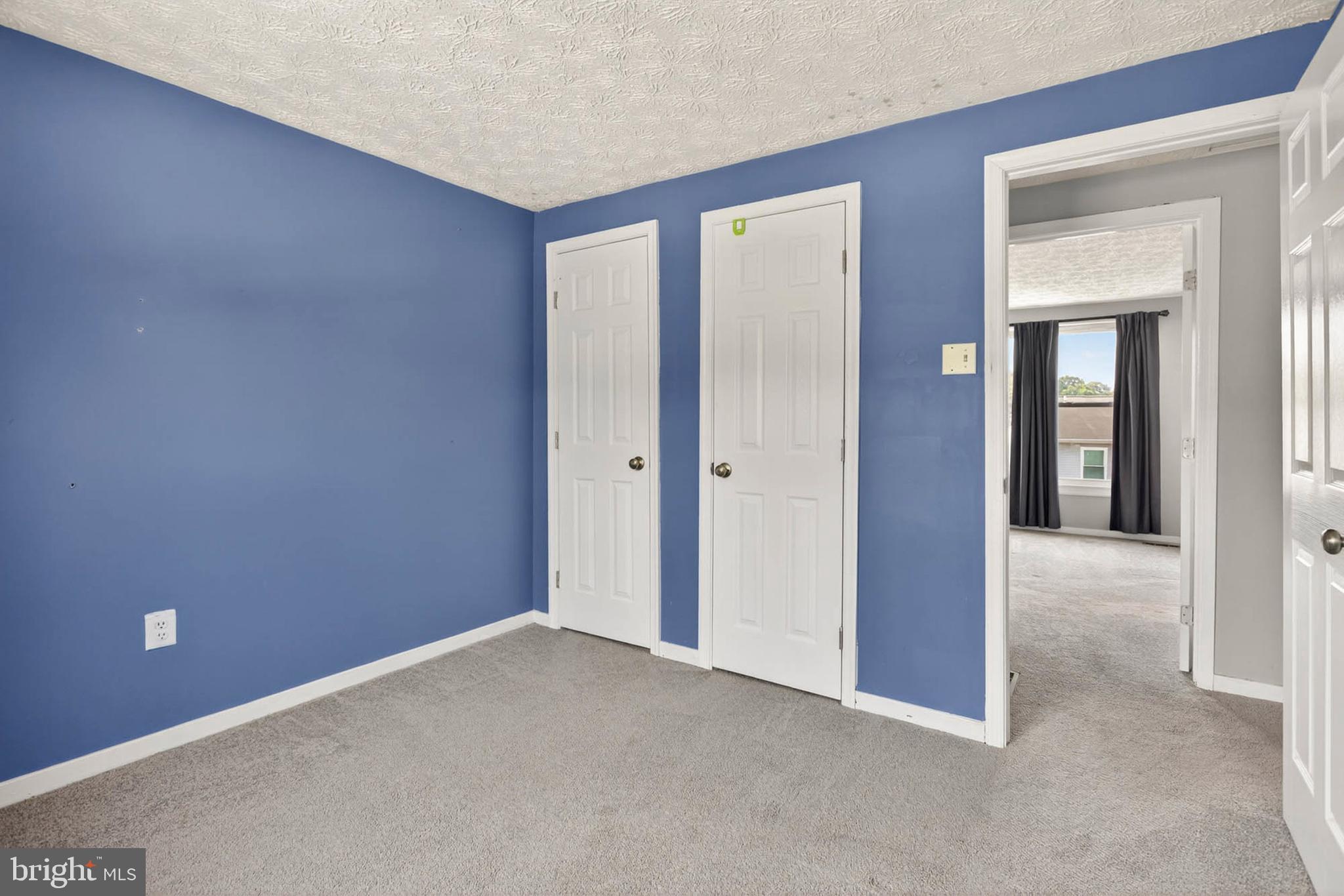 CARROLLWOOD MANOR - Residential