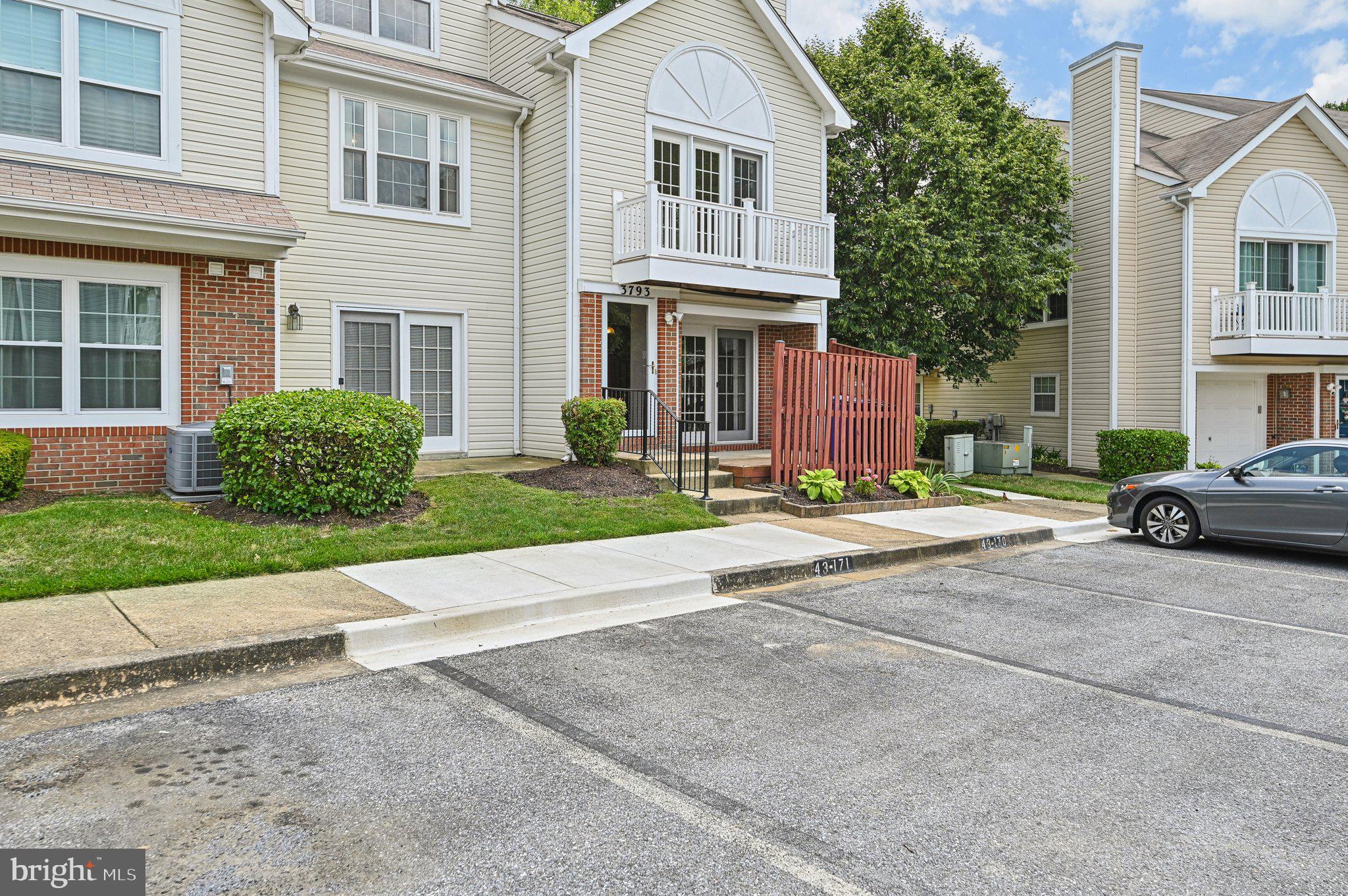 SUMMERFIELD IN COVINGTON - Residential