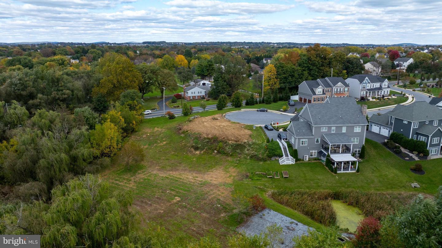 398 FERN LANE