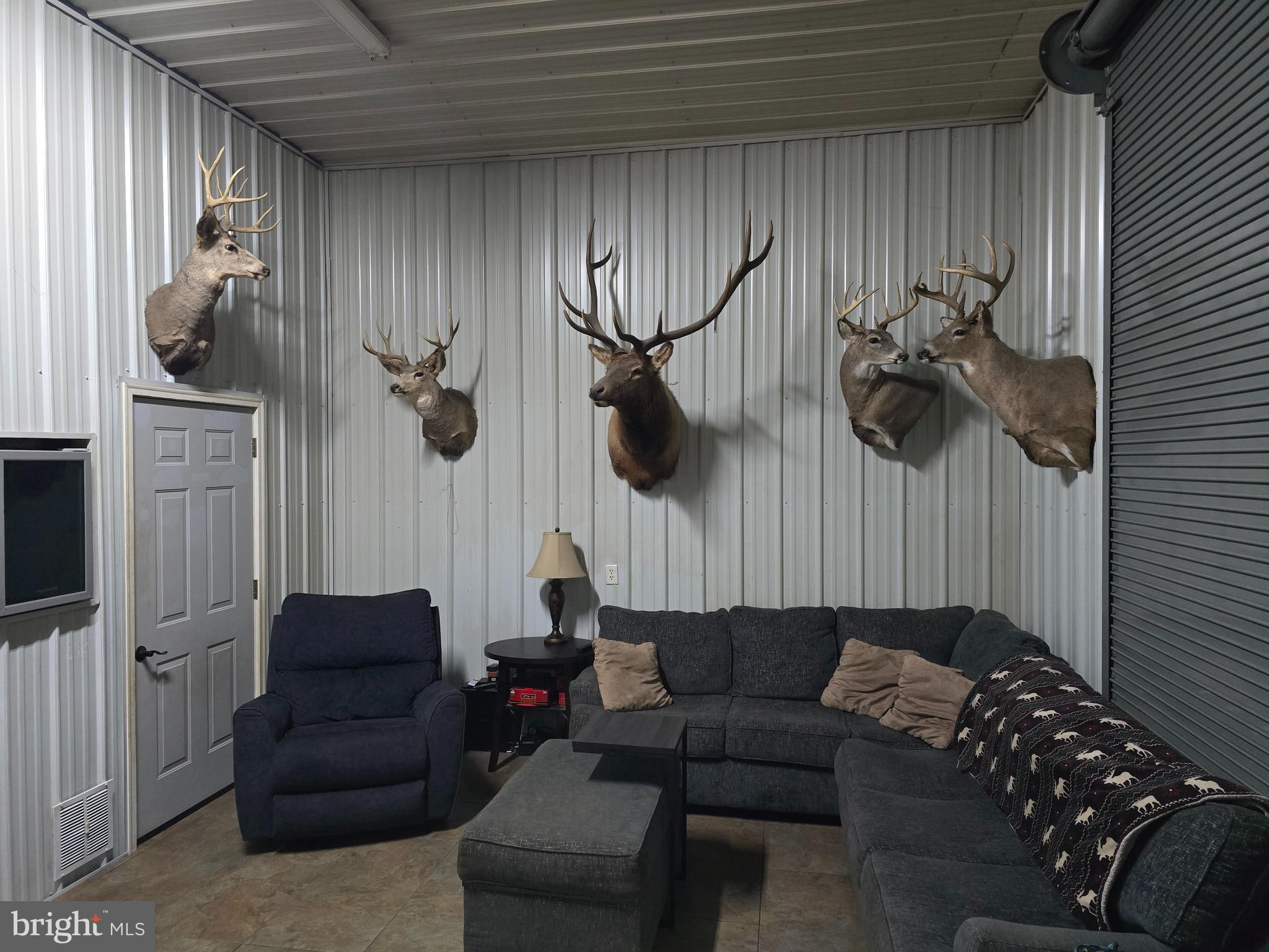 PIGEON HILLS - Residential