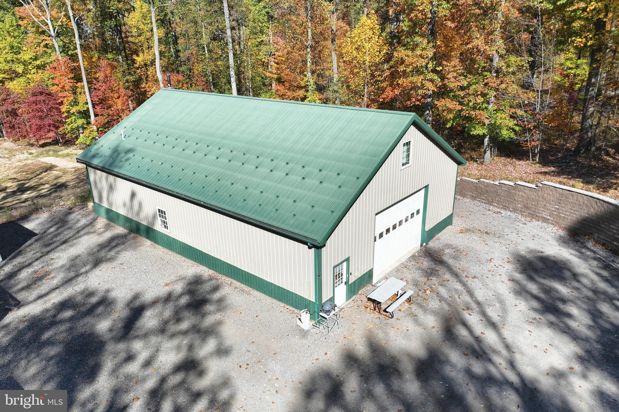 PIGEON HILLS - Residential