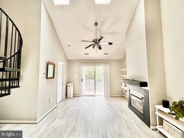 DECOVERLY - Residential Lease