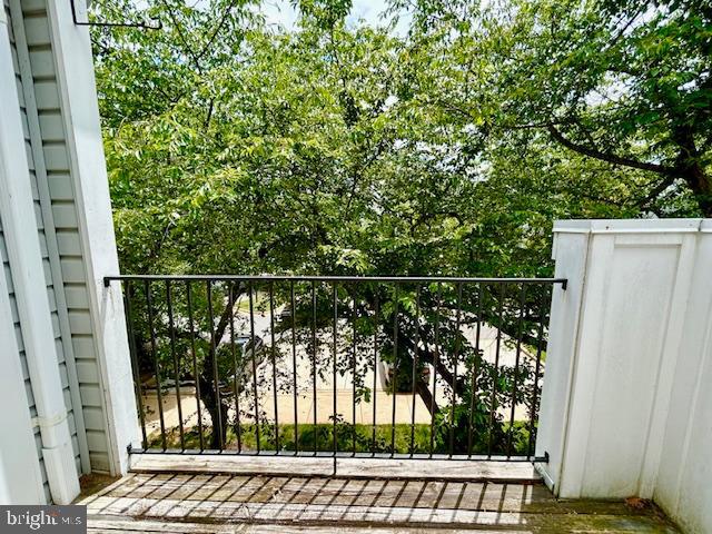 DECOVERLY - Residential Lease