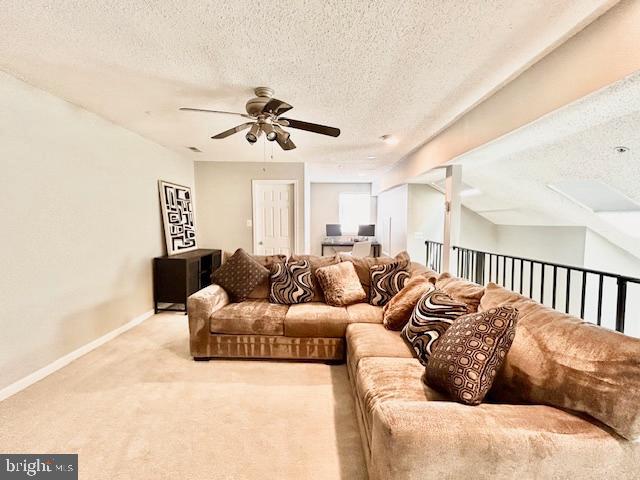 DECOVERLY - Residential Lease