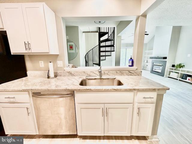 DECOVERLY - Residential Lease