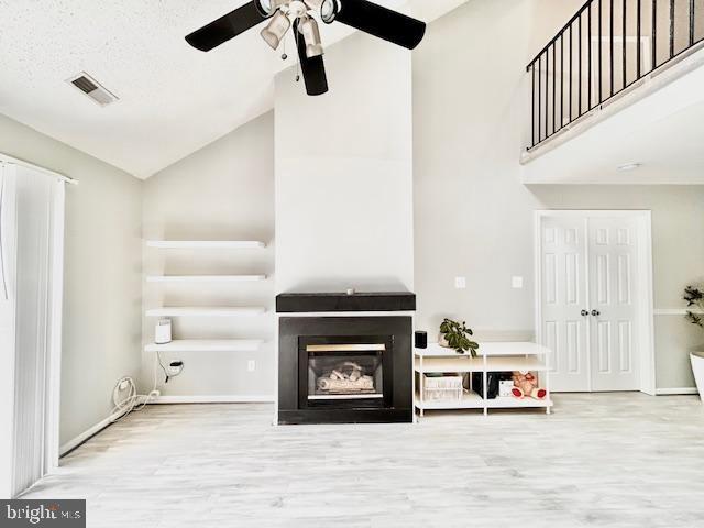 DECOVERLY - Residential Lease