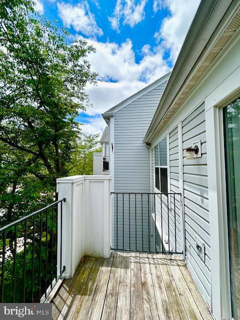 DECOVERLY - Residential Lease