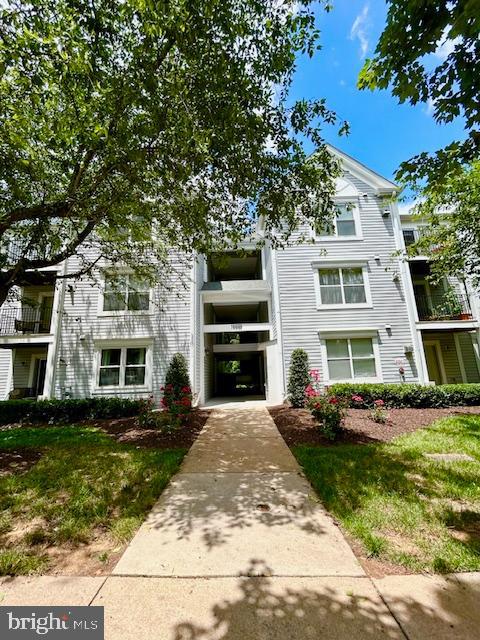 DECOVERLY - Residential Lease