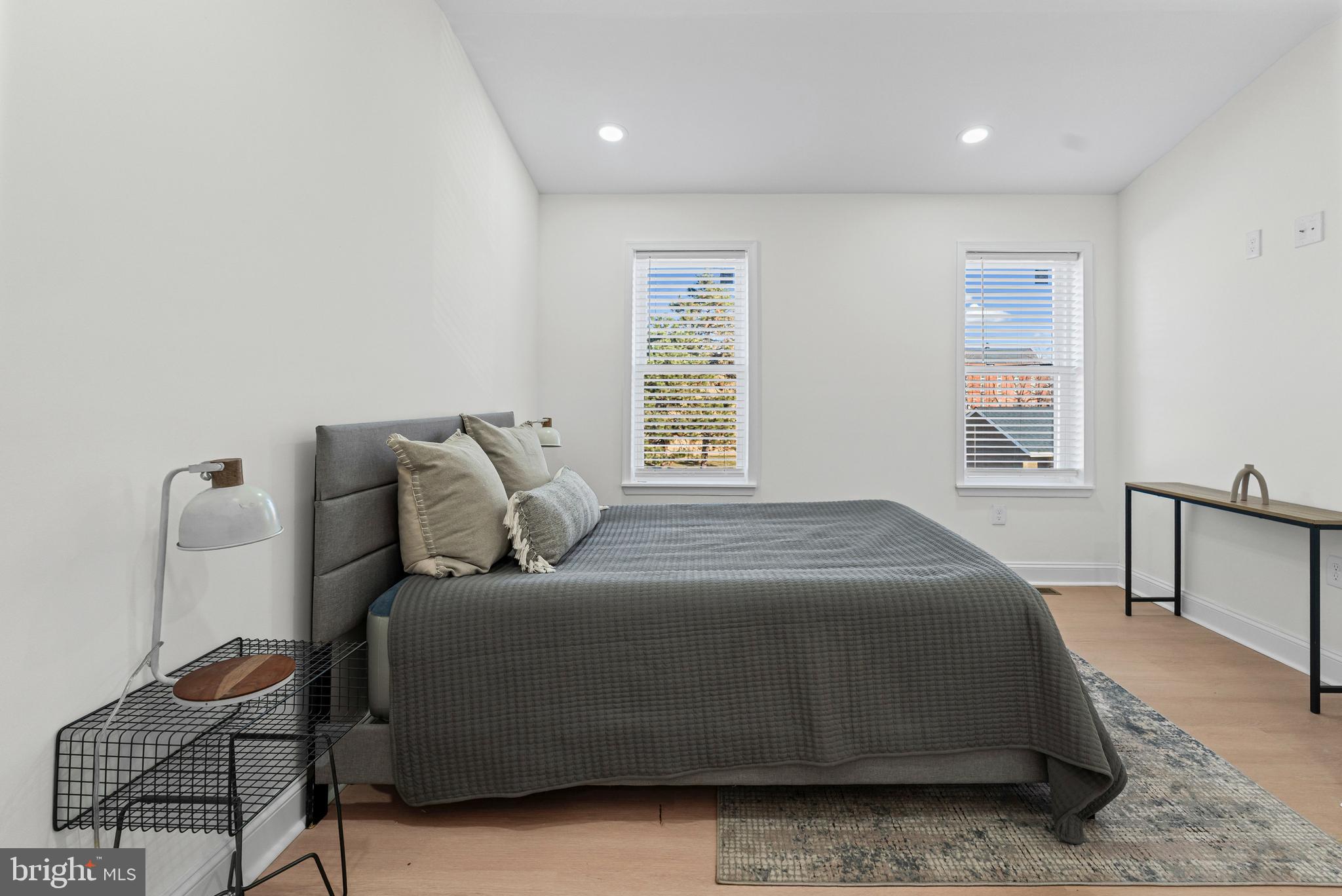 GAY STREET - Residential