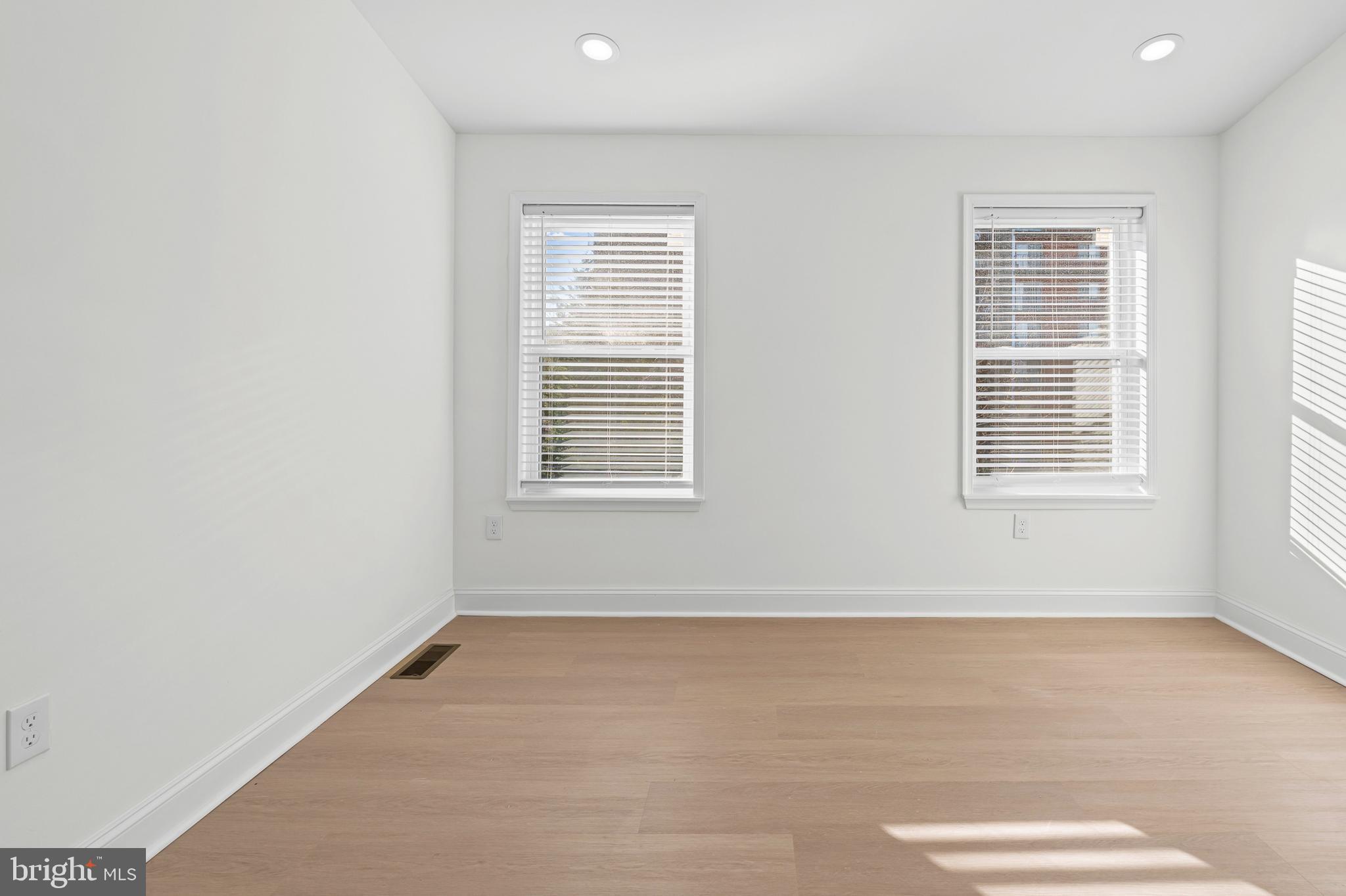 GAY STREET - Residential