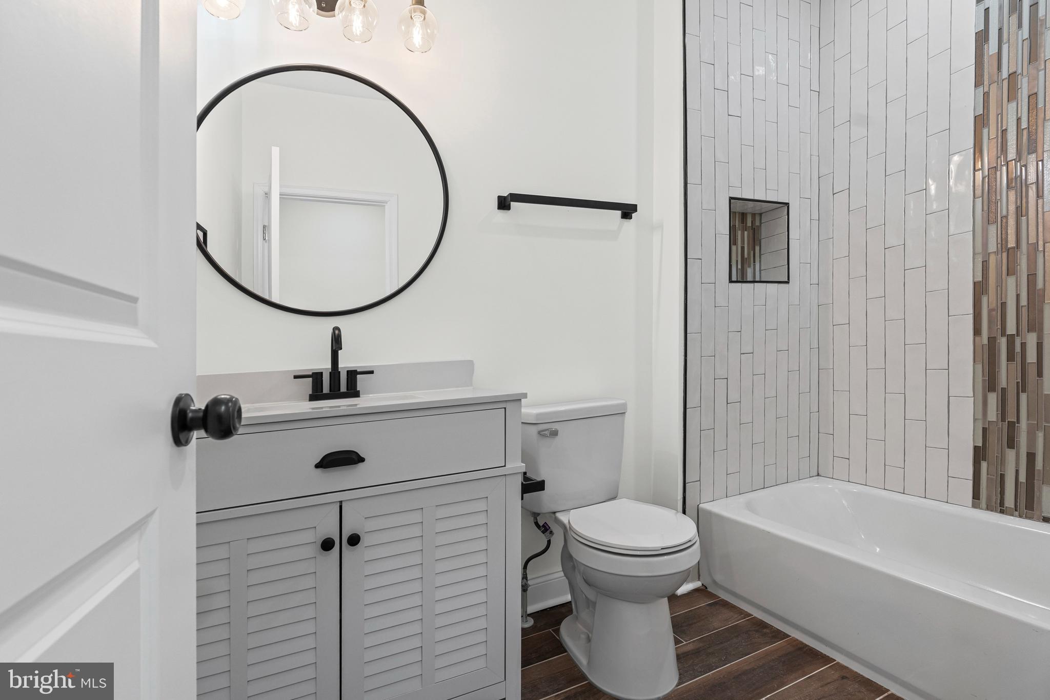 GAY STREET - Residential