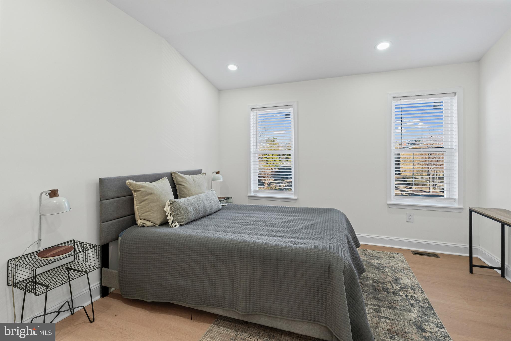 GAY STREET - Residential