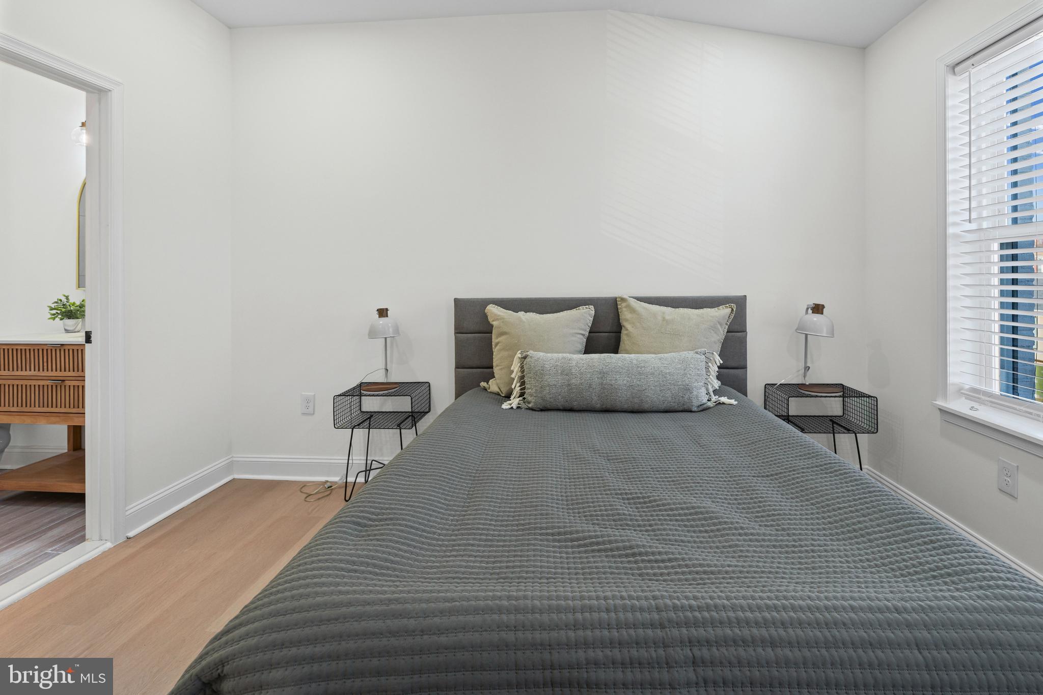 GAY STREET - Residential