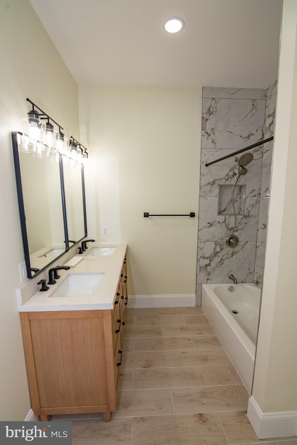 RESERVOIR HILL - Residential