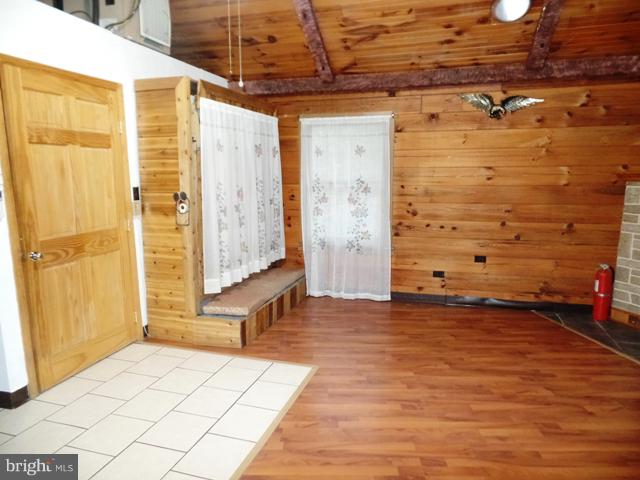 FARRIS ORCHARD - Residential