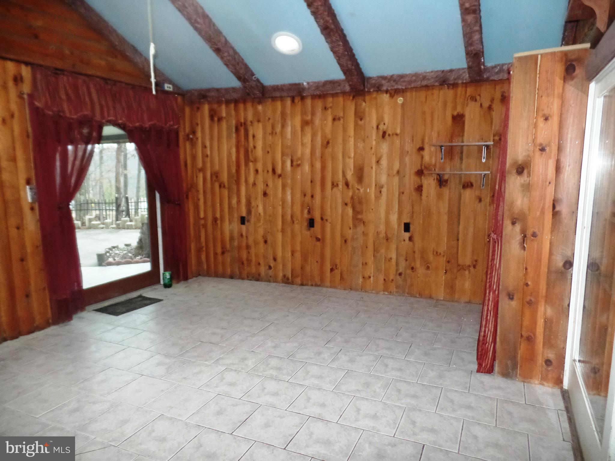 FARRIS ORCHARD - Residential