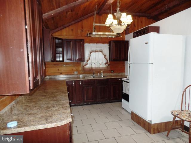 FARRIS ORCHARD - Residential